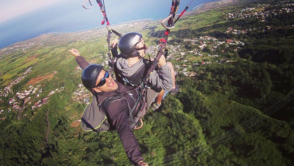 Baptêmes en parapente à la Réunion au départ de Saint-Leu